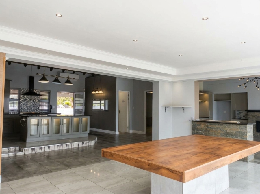 3 Bedroom Property for Sale in Cannon Rocks Eastern Cape